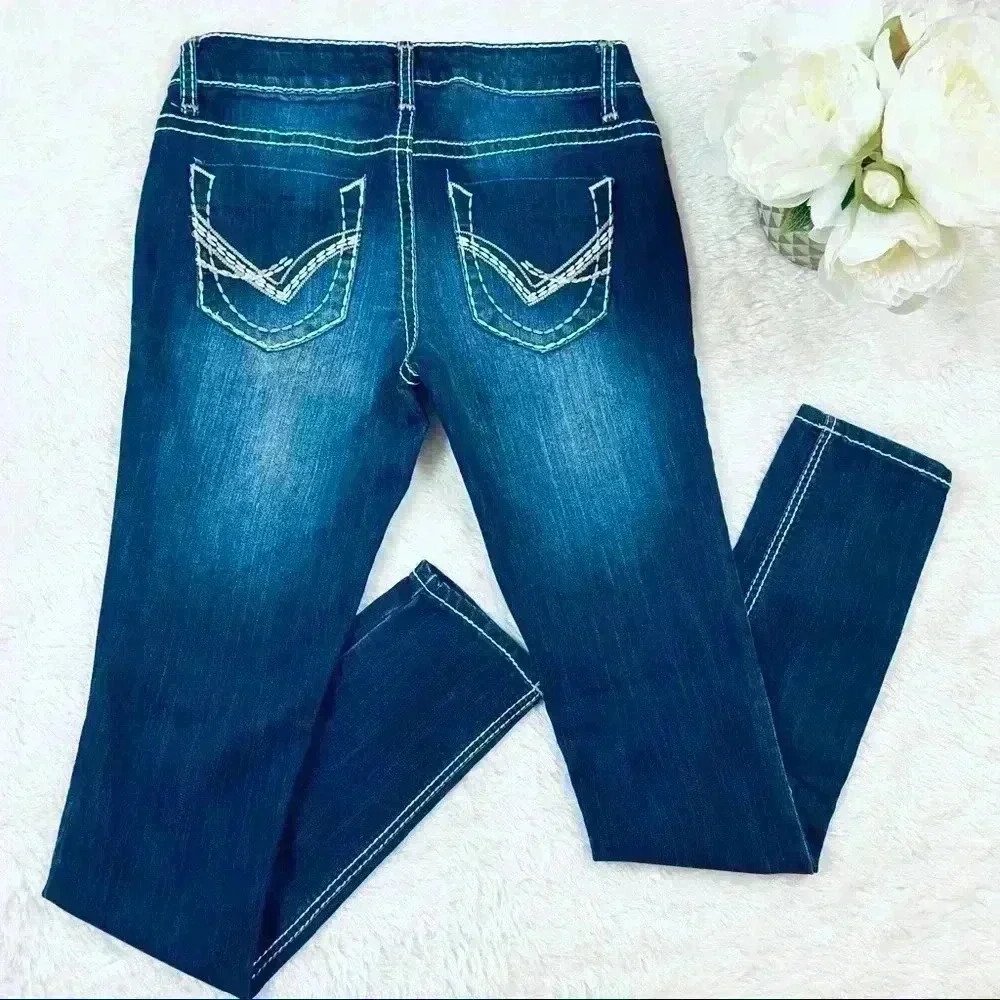 Bongo Faded Dark Wash “Western Style” Webbed Faded Blue Skinny Jeans Size 7